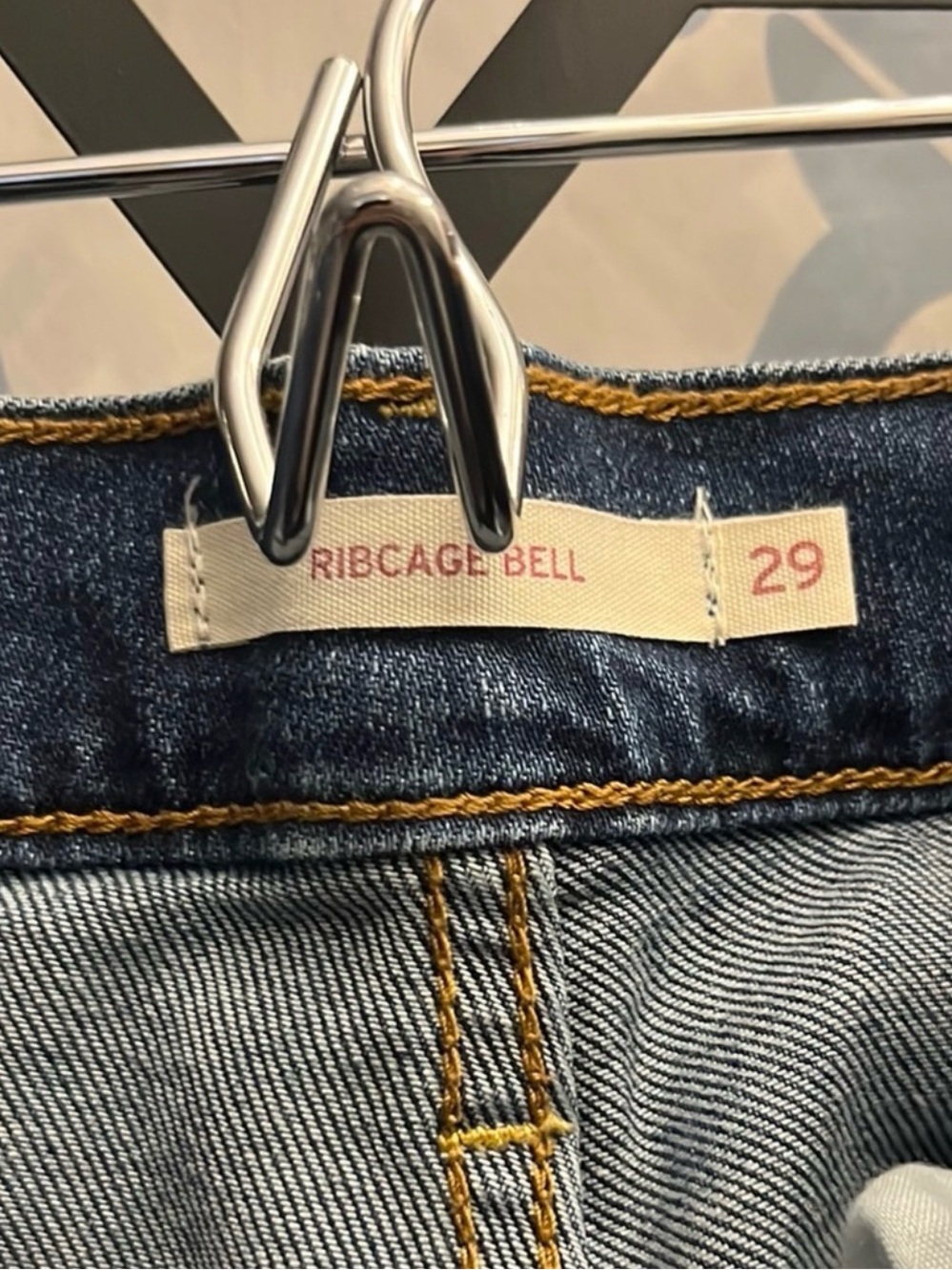 Levi’s Ribcage Bell-29 - Picture 2 of 5